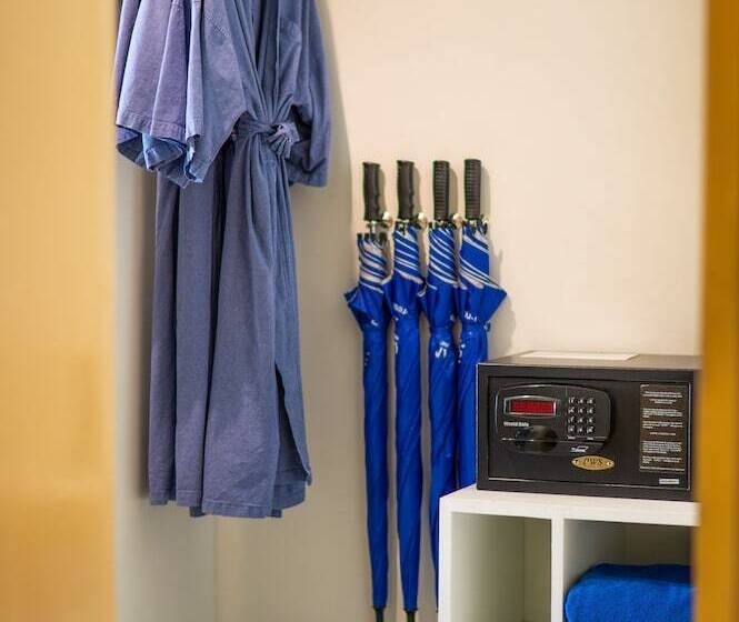 Quarto Quádruplo Estandar, The Lantern Resorts Patong   Sha Extra Plus