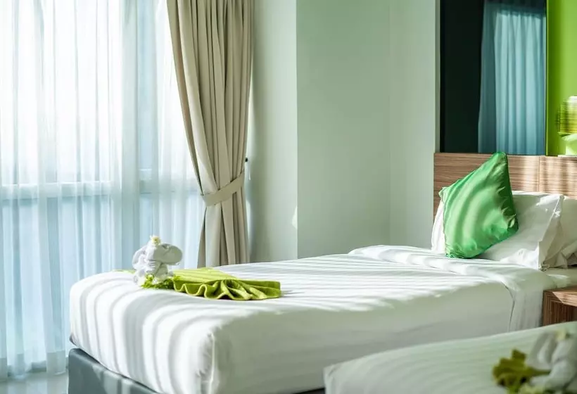 استودیوی استاندارد, The Lantern Resorts Patong Sha Extra Plus