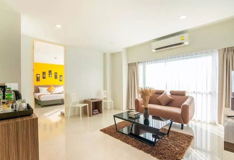 آپارتمان لوکس 2 خوابه, The Lantern Resorts Patong Sha Extra Plus