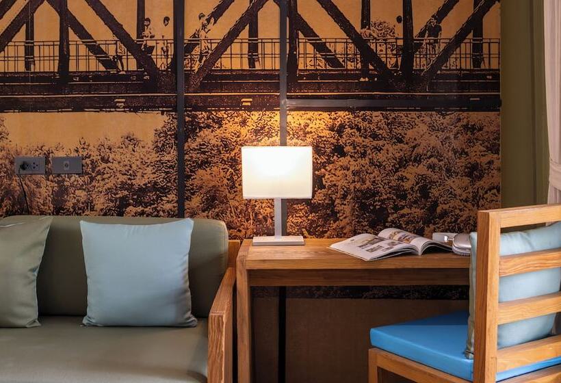 جناح, U Inchantree Kanchanaburi