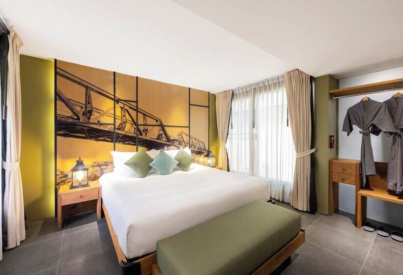 جناح, U Inchantree Kanchanaburi