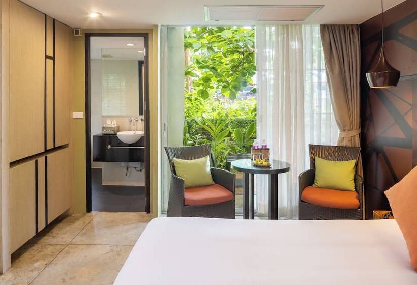 جناح, U Inchantree Kanchanaburi