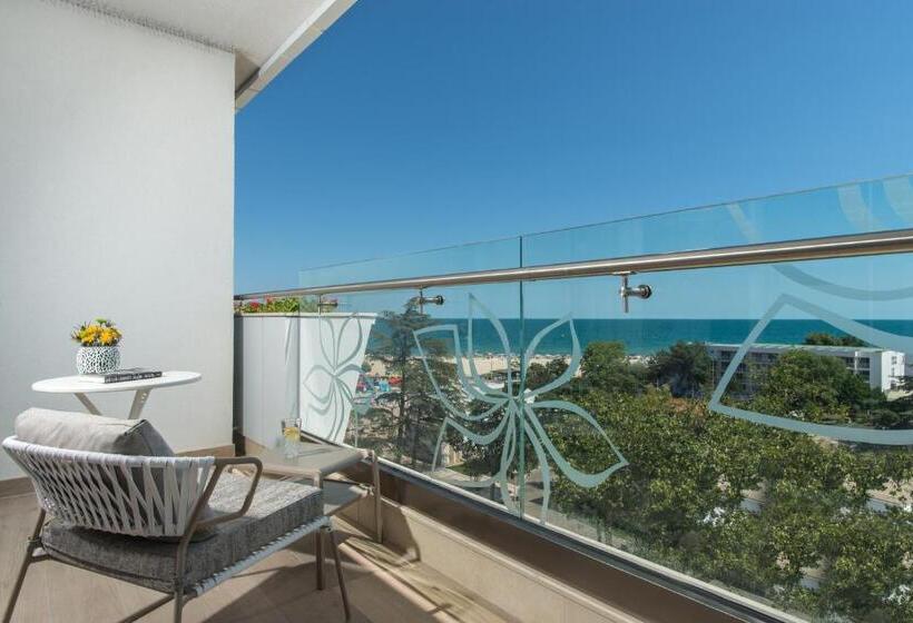 Номер Deluxe Вид на Море, Maritim Hotel Amelia   Luxury Ultra All Inclusive