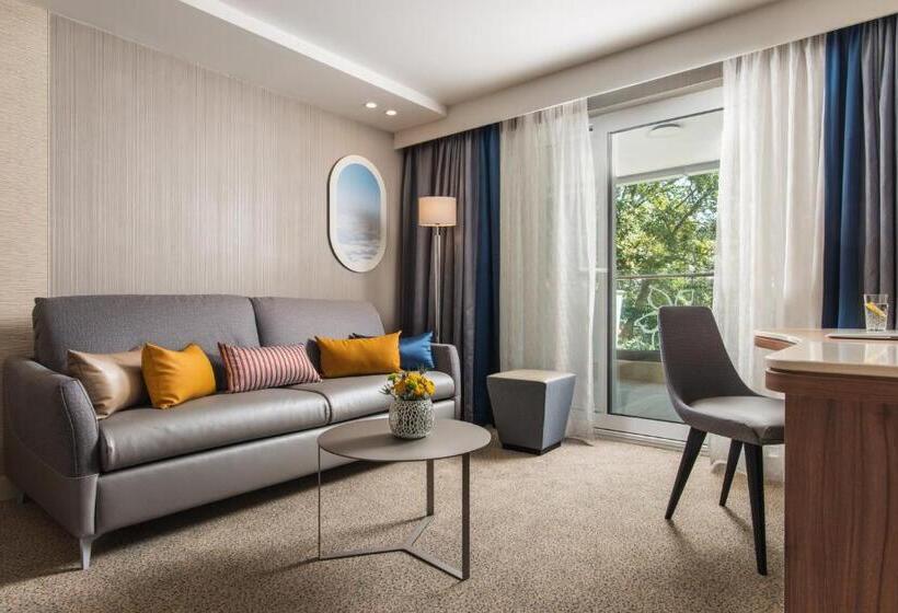 Апартаменты Deluxe 1 Спальня, Maritim Hotel Amelia   Luxury Ultra All Inclusive