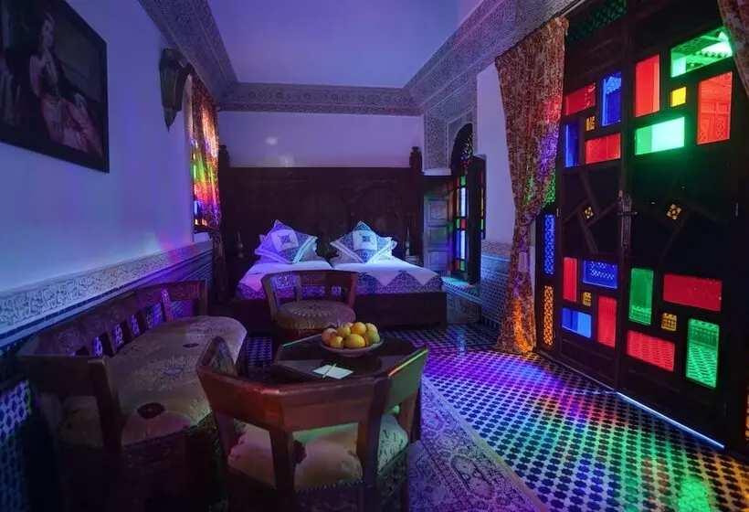 سوییت, Riad Salam Fes
