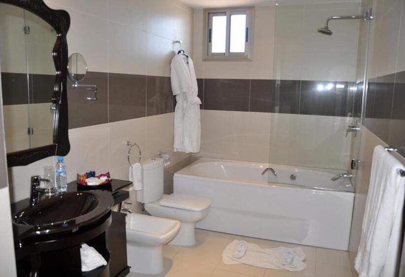 标准单人间, Omeya