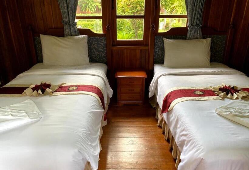 스탠다드 방갈로, Yuwadee Resort