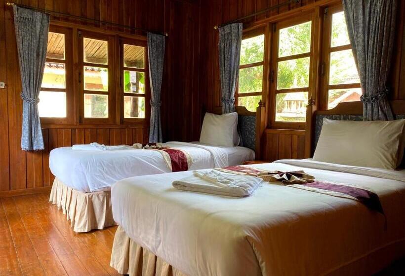 스탠다드 방갈로, Yuwadee Resort