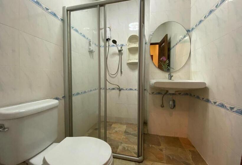 침실 4개 빌라, Yuwadee Resort