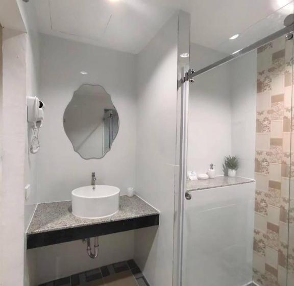 스탠다드 룸 킹사이즈 침대, Yuwadee Resort