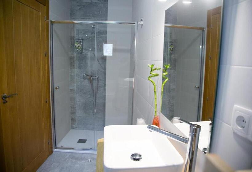 Апартаменты 2 Спальни, Apartamentos Turísticos La Casa Vieja