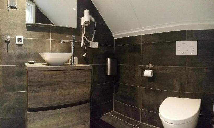 Номер Стандарт, B&b Dennenbos