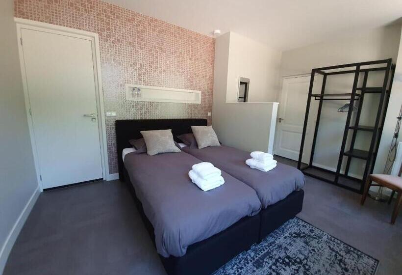 スタンダードルーム, B&b Dennenbos