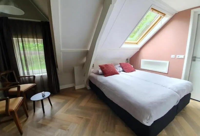 エコノミールーム, B&b Dennenbos