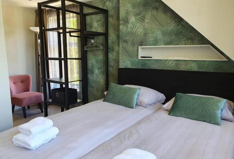 Номер Стандарт, B&b Dennenbos