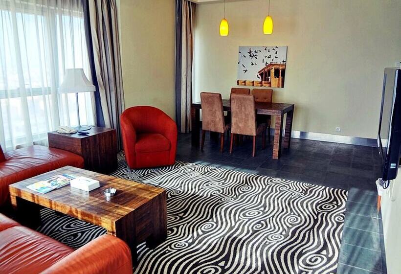 سوییت, Al Raya Suites