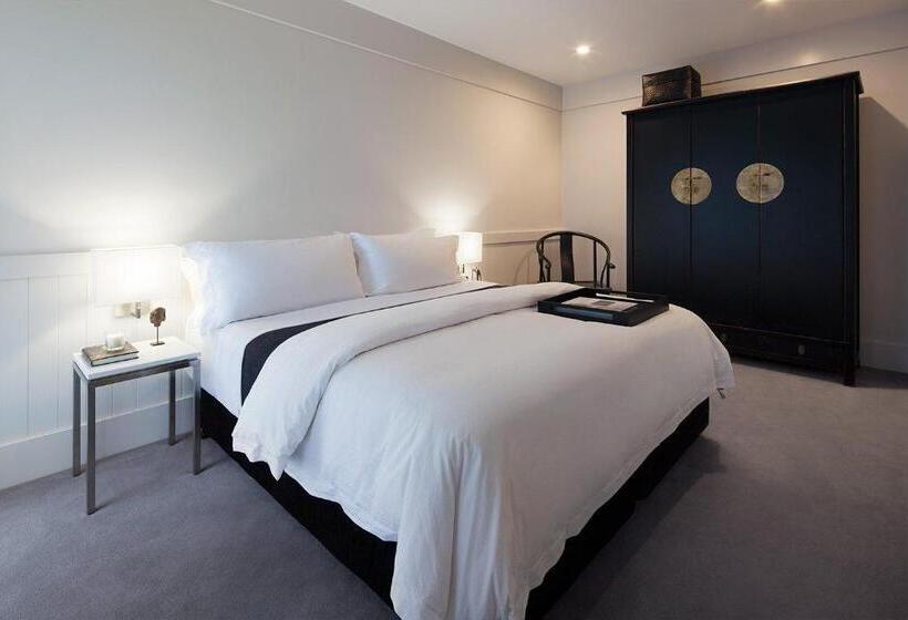 דירת חדר, Burbury