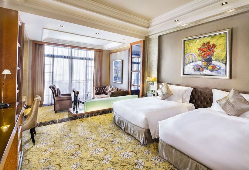 سوییت اجرایی, Chateau Starriver Guangzhou Peninsula