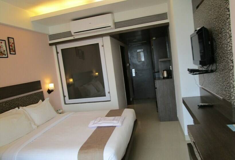 חדר אקזקיוטיב, Park Prime Goa