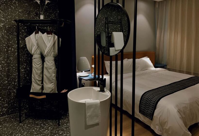 جناح ديلوكس, Qingdao The Castle