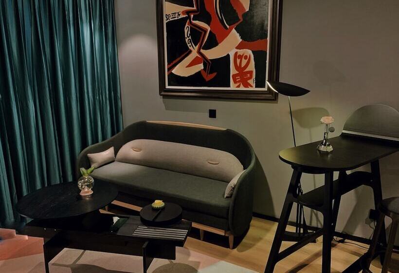 جناح ديلوكس, Qingdao The Castle