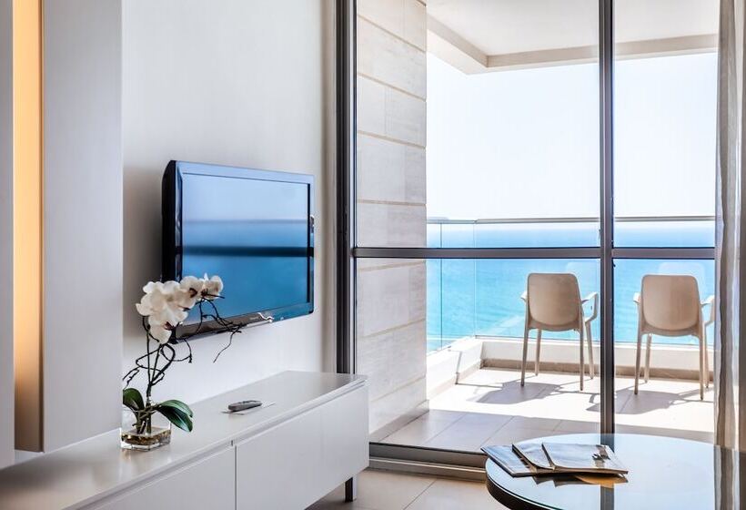 Deluxe Kamer met Uitzicht op Zee, Ramada Hotel & Suites By Wyndham Netanya