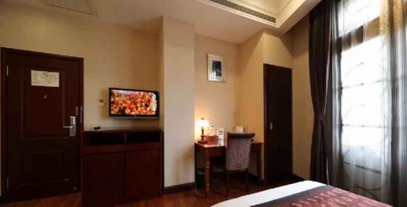 수피리어 룸, Seventh Heaven