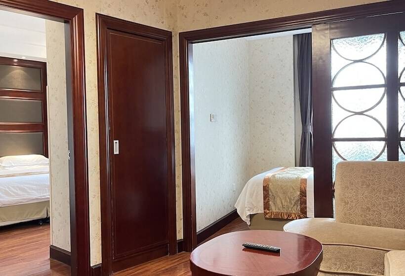 スイート（家族用）, Seventh Heaven