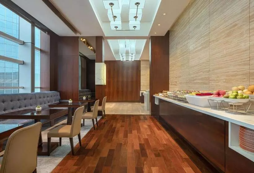 キングサイズベッドのクラブルーム, Sheraton Guangzhou