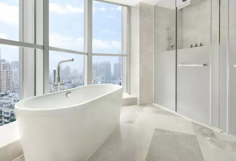 キングサイズベッドのデラックスルーム, Sheraton Guangzhou