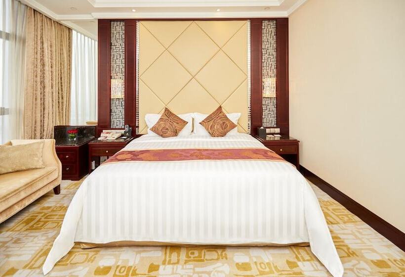 Номер Executive, Soluxe Hotel Guangzhou