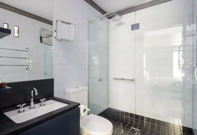 Executive-huone, Spicers Balfour