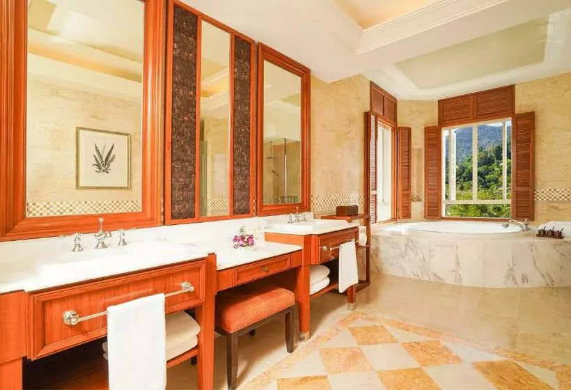 سوییت با چشم‌انداز دریا, The Danna Langkawi   A Member Of Small Luxury Hotels Of The World