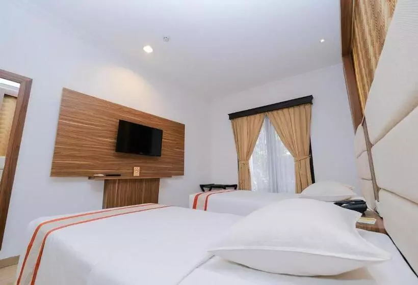 اتاق سوپریور, The Grand Palace Hotel Yogyakarta