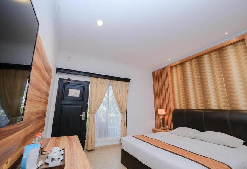 디럭스 룸, The Grand Palace Hotel Yogyakarta