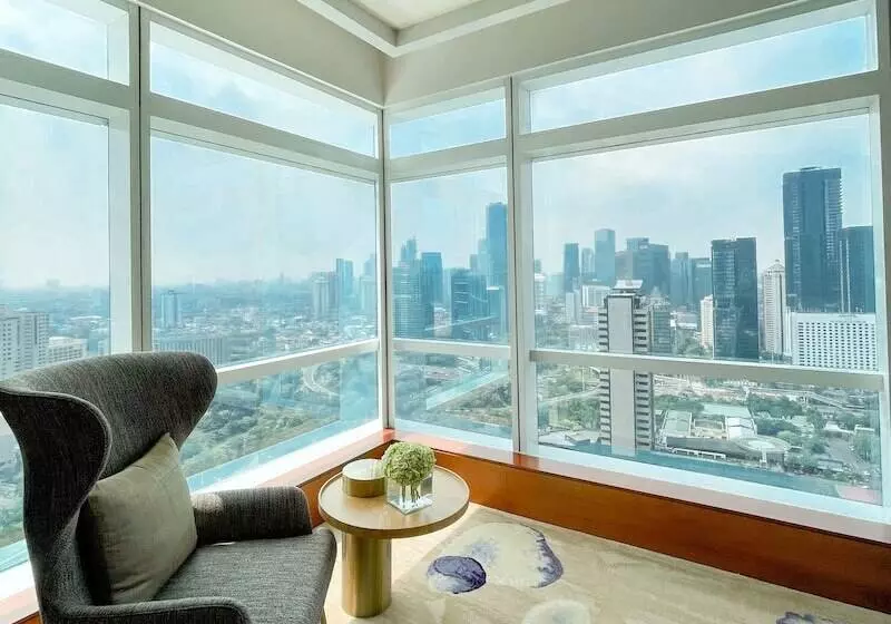 クラブルーム, The Ritzcarlton Jakarta, Pacific Place