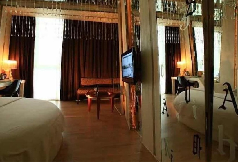 デラックスルーム, Vision Fashion