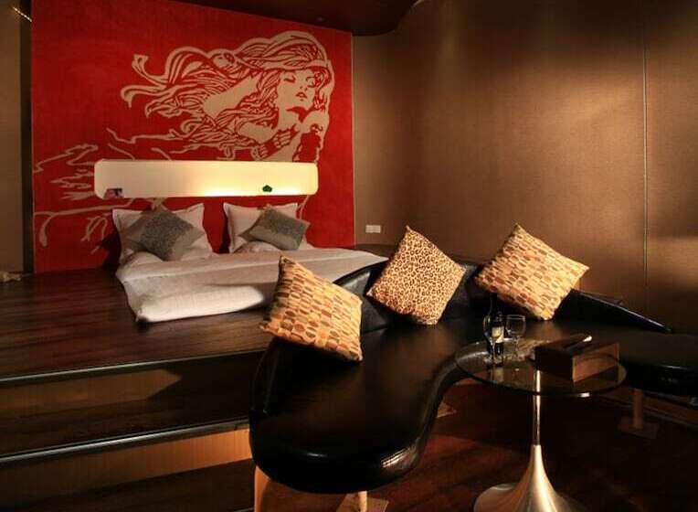 デラックスルーム, Vision Fashion