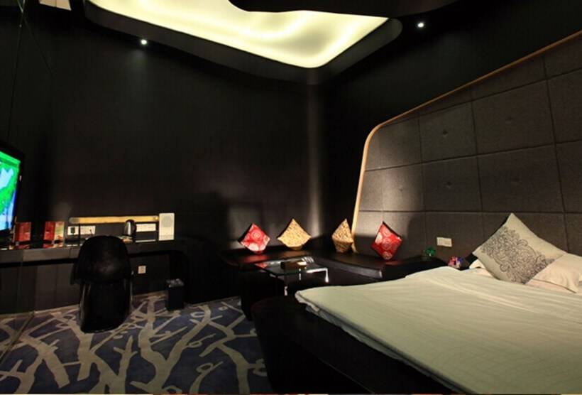 デラックスルーム, Vision Fashion