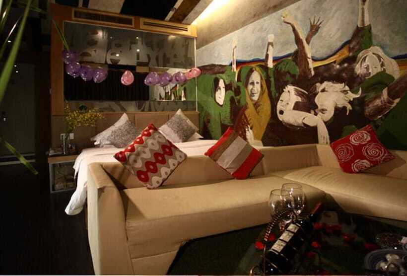 スーペリアールーム, Vision Fashion