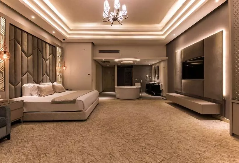 سوئیت با وان آب گرم, Kaisol Romance Resort Sahl Hasheesh - Adults Only