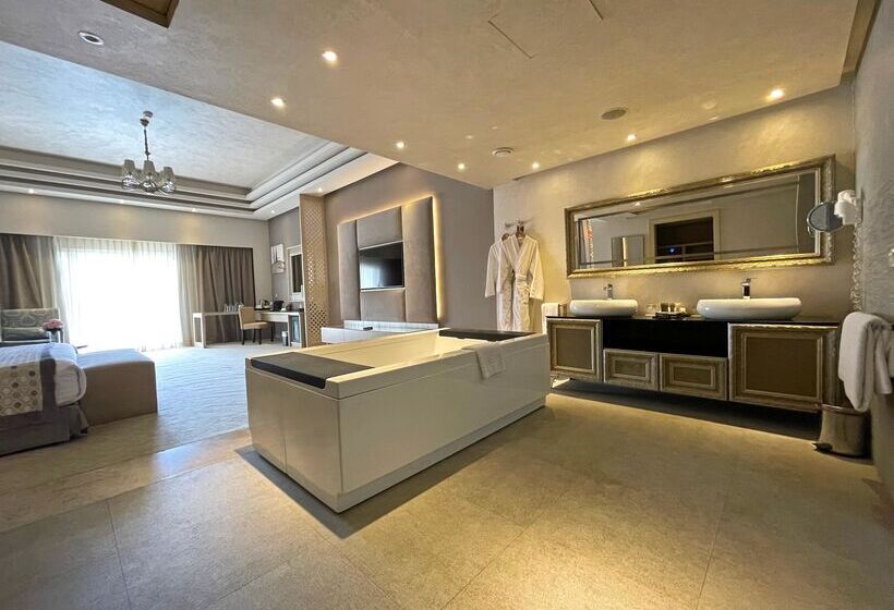 סוויטה עם ג'קוזי, Kaisol Romance Resort Sahl Hasheesh - Adults Only