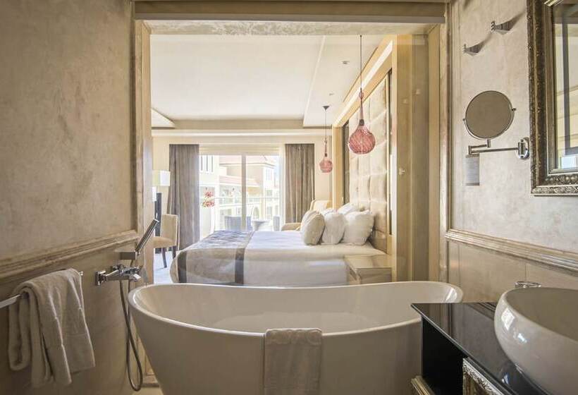 חדר דלוקס נוף בריכה, Kaisol Romance Resort Sahl Hasheesh - Adults Only