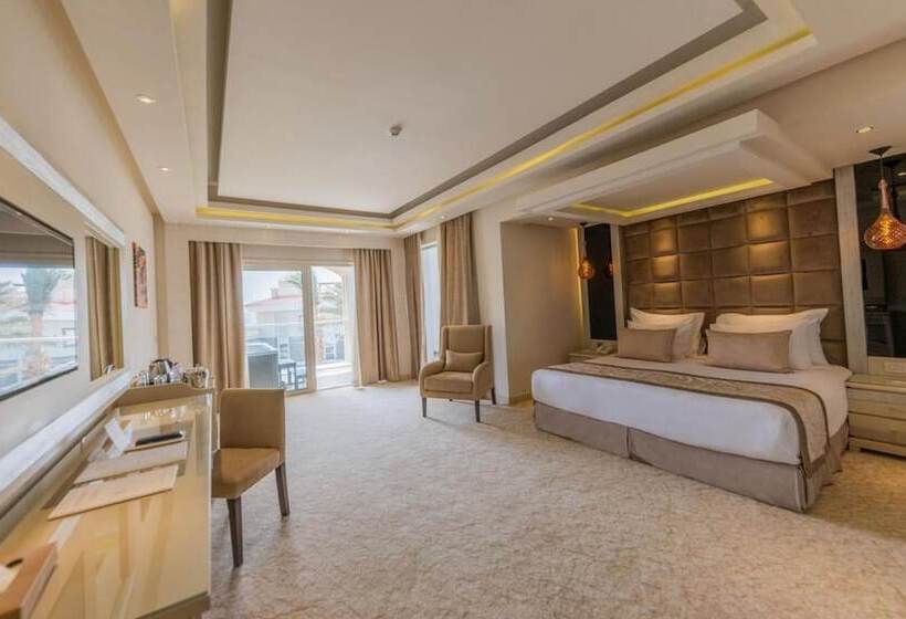 חדק דלוקס עם ג'קוזי, Kaisol Romance Resort Sahl Hasheesh - Adults Only