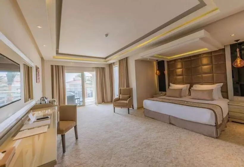اتاق لوکس با وان آب گرم, Kaisol Romance Resort Sahl Hasheesh - Adults Only