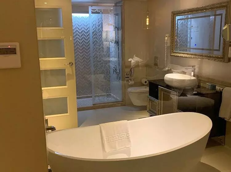 سوئیت با وان آب گرم, Kaisol Romance Resort Sahl Hasheesh - Adults Only