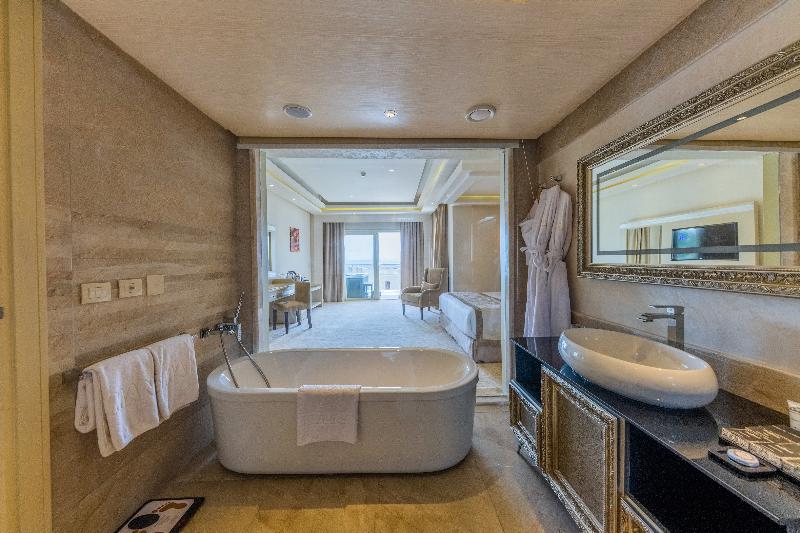 חדק דלוקס עם ג'קוזי, Kaisol Romance Resort Sahl Hasheesh - Adults Only