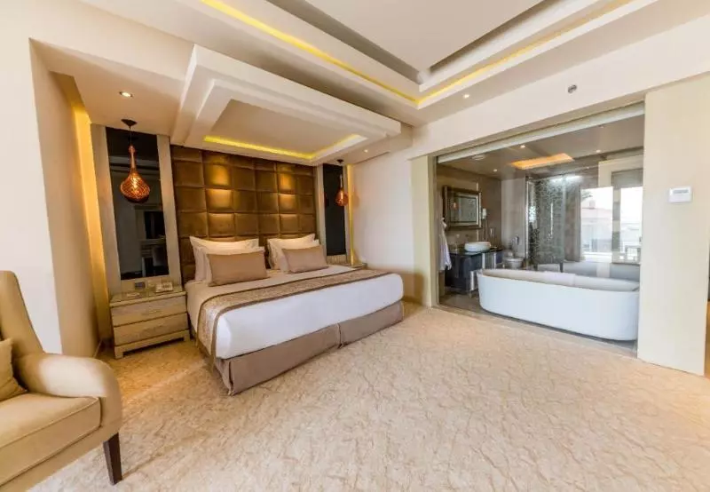 اتاق لوکس با وان آب گرم, Kaisol Romance Resort Sahl Hasheesh - Adults Only