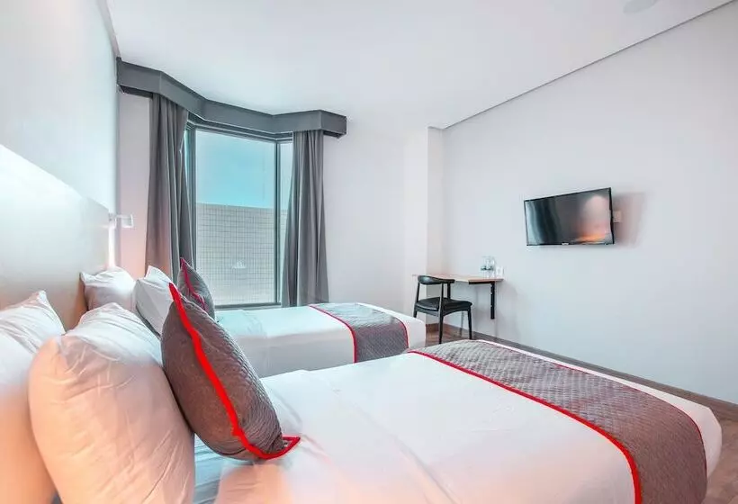 デラックスルーム, Townhouse 1 Hotel Salemba