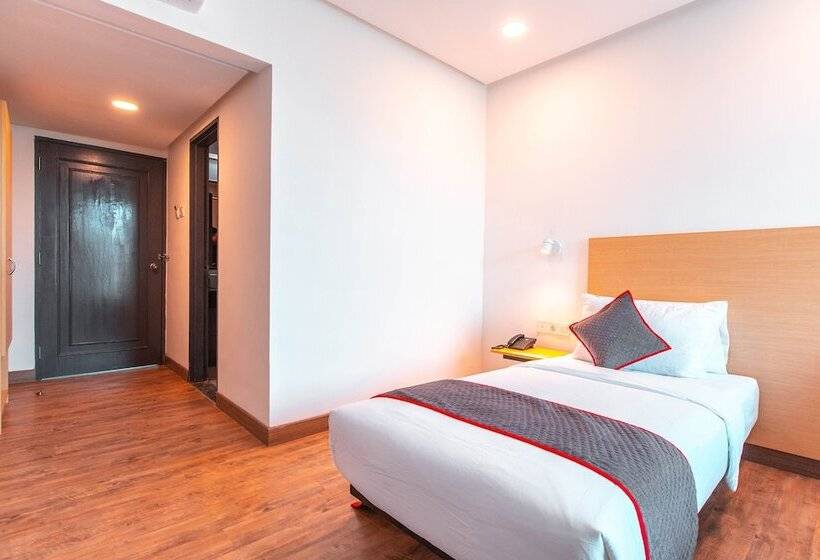 Номер Deluxe, Townhouse 1 Hotel Salemba